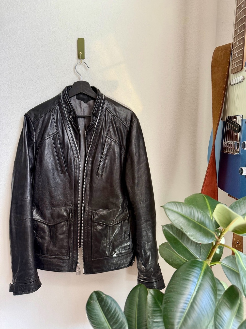 Rogue Genuine Leather Café Racer Jacket
